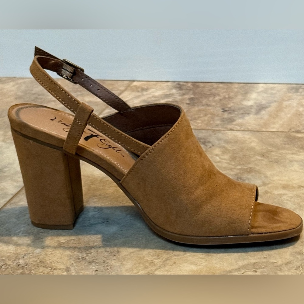 Stylish Block Heel Tan Suede Sandals